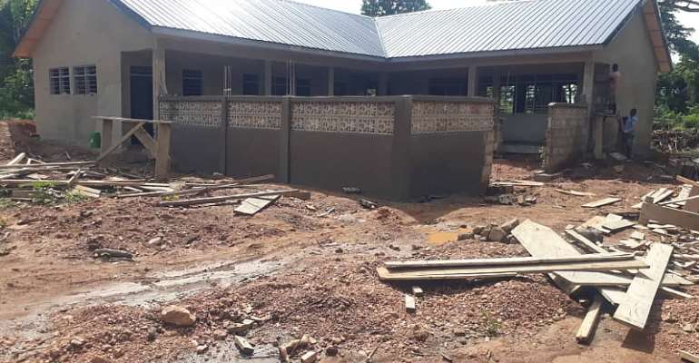 Local contractors threaten to lock classroom over Ghc500million debts