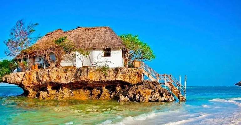 Undeterred By Health Warnings, Russians Begin Flocking To Africa's Islands