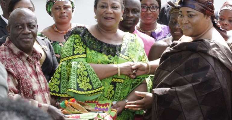 New MBU At KATH: Ashanti Queenmothers Thank First Lady