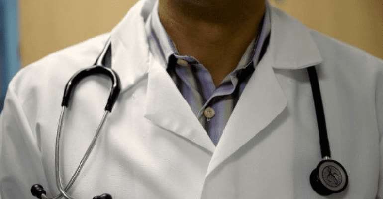 Doctors arrested for baby trafficking suspended