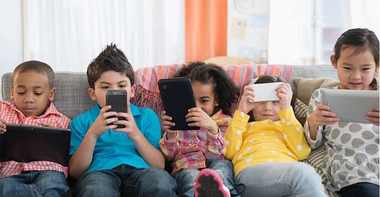 5 Tips To Introducing Your Kids To Social Media