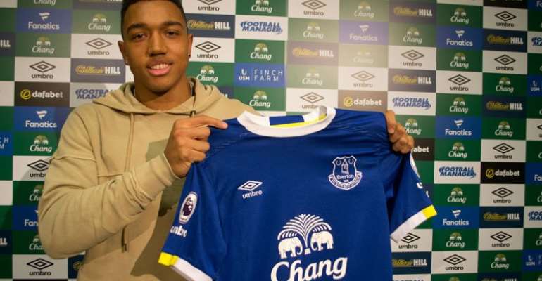 English side Everton sign Ghanaian striker Anton Donkor