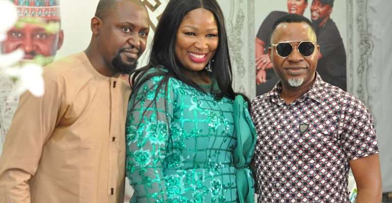 Popular Comedian MC Amana Hosted To A Surprised Birthday Dinner ByWife, Succumbs To Tears