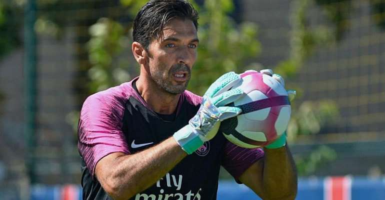 Buffon Keen On PSG Stay