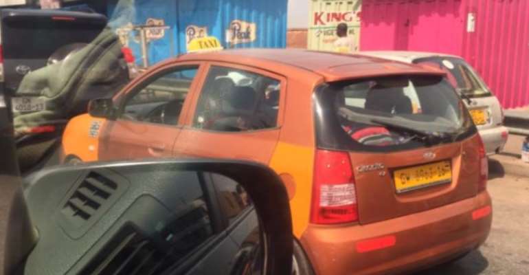 Rawlings Commend Unidentified Cabbi Driver For 'Keeping Ghana Clean'