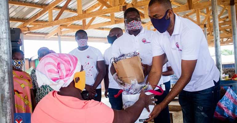 NPP Patriotic Achievers Distribute Nose Masks To Odorkor, Ofankor Market Women
