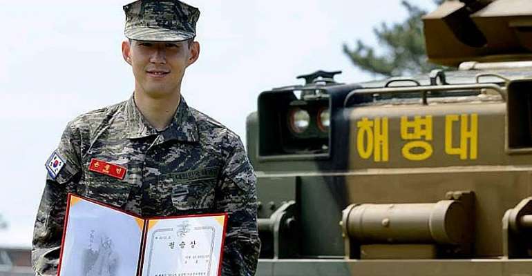 Tottenham forward Son finishes basic training in South Korea
