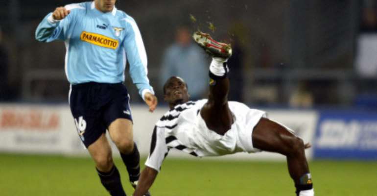 Stephen Appiah For Arsenal?