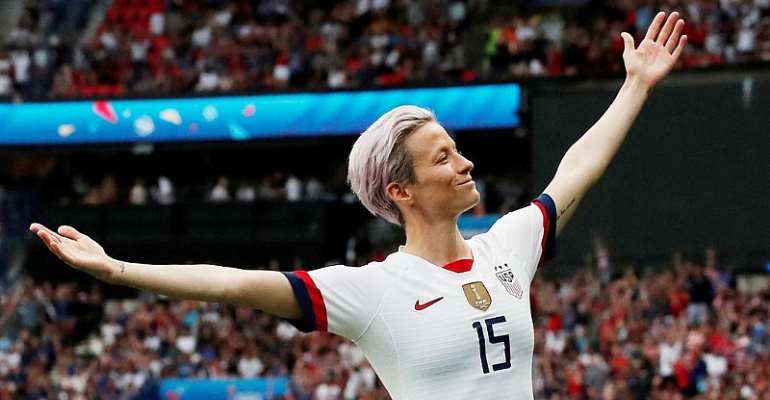 USA retains women’s world football title