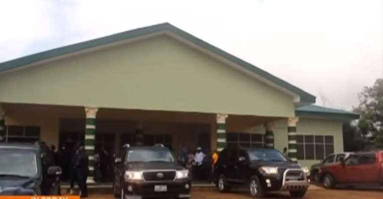 Kasoa Magistrate Uses Chamber Pot As Washroom