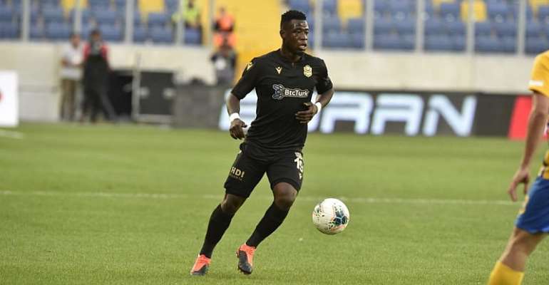 Serie A Clubs In Race To Sign Ghana Midfielder Afriyie Acquah