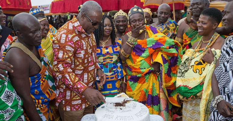 Mahama attends Kundum festival [Photos]