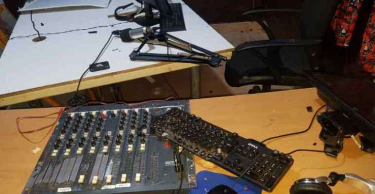 Guinea Bissau Broadcaster Radio Capital FM Vandalized