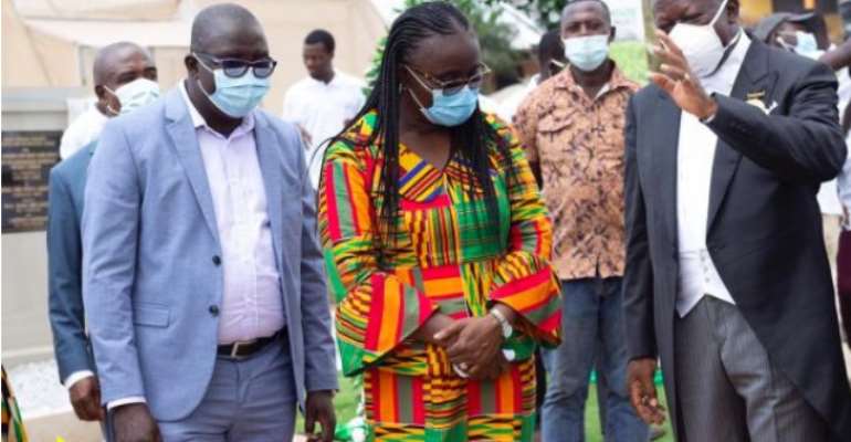 Kumasi: Asantehene Unveils Greenhouse Vegetable Production For Young Graduates