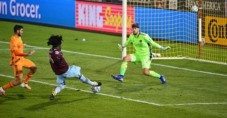 Imposing Lalas Abubakar Scores Dramatic Late Goal To Save Colorado Rapids From Defeat