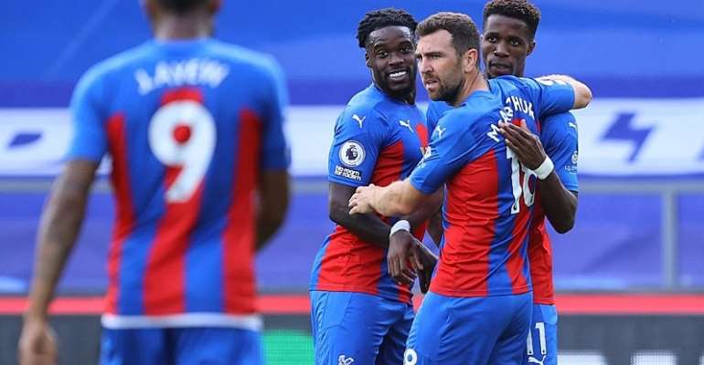 Jordan Ayew, Jeffrey Schlupp In Action As Crystal Palace Defeat Southampton