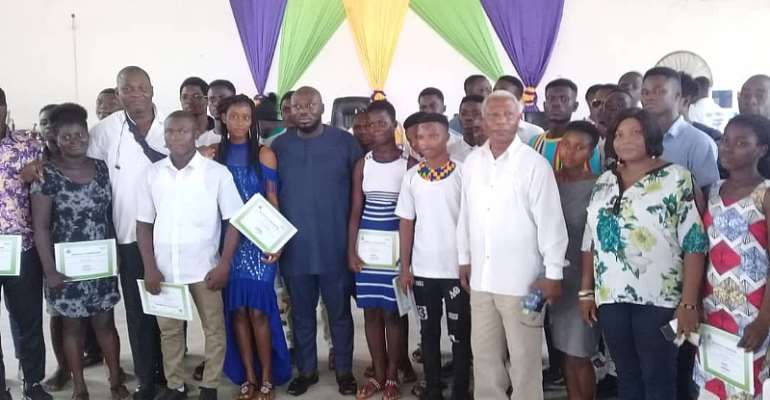 Tema West NDC Youth Organizer Facilitates Youth Entrepreneurship Training