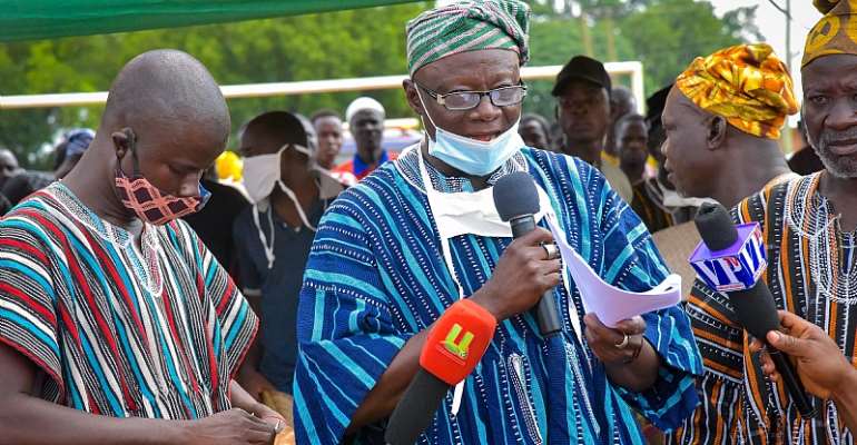 Paramount chief of Zabzugu, Yelzoli-Lana Iddirisu Imoro II