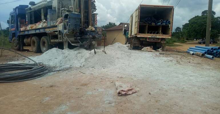 Effiduase-Asokore MP Lands 10 bore Holes For His Constituency