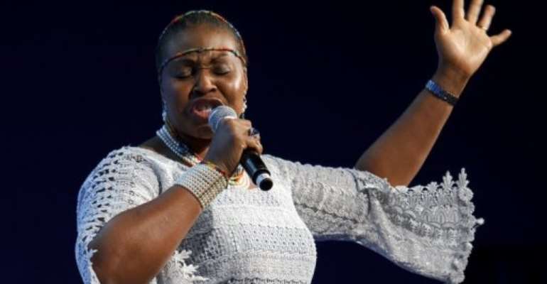 Yvonne Chaka Chaka Let Him Go