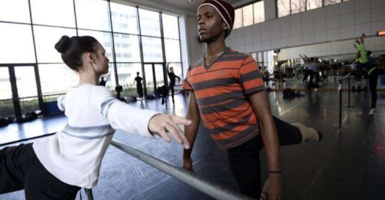 Dancers practice at the South African Mzansi Ballet Academy (SAMB) on July 30, 2013 in Johannesburg. By Stephane de Sakutin (AFP)