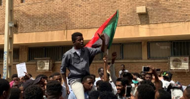 Hundreds of Sudanese university students rallied in downtown Khartoum Tuesday seeking justice for fellow pupils killed in months of political unrest. By Haitham EL-TABEI (AFP)