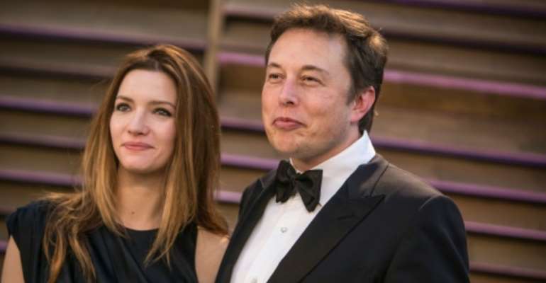 The Elon Musk And Talulah Riley Love Story That Broke The Internet - c8dylvq