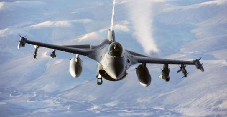 This US Department of Defense photo shows an F-16 Fighting Falcon aircraft as it flies over the Pacific Alaskan Range Complex on October 16, 2008. By Jonathan Synder (DOD / US Air Force/AFP/File)