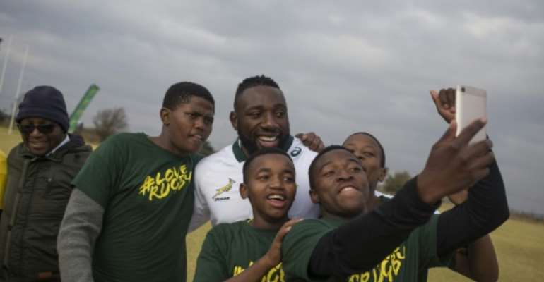 Prop Tendai Mtawarira will become the second black player to earn 100 Springbok caps when he faces England on Saturday.. By WIKUS DE WET (AFP/File)