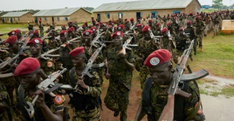 Fighting between S.Sudan rebels, govt near capital