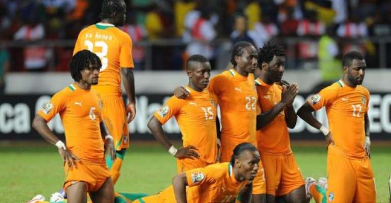 (L-R) Ivory Coast's Jean-Jacques Gosso, captain Didier Drogba, Max Gradel, Souleman Bamba, Wilfried Bony, Siaka Tiane. By Franck Fife (AFP)
