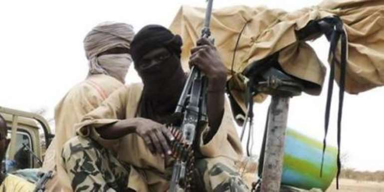 Suicide bomber kills dozens of civilians in Kano