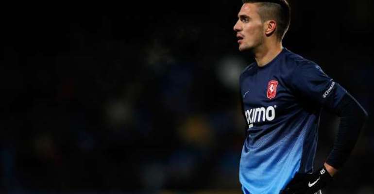 Twente midfielder Dusan Tadic poised for Southampton switch