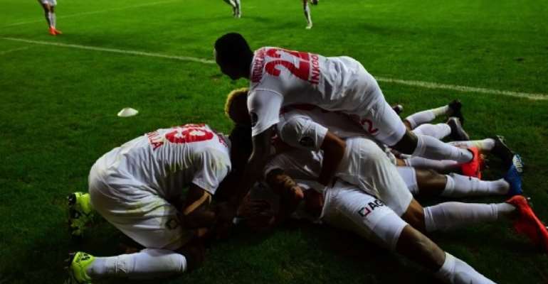 Inkoom with team mates