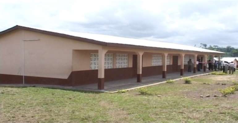 St Thomas Aquinas SHS chalks up 60 years.