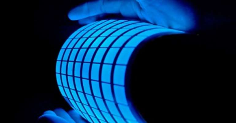 Energy-saving with an OLED twist