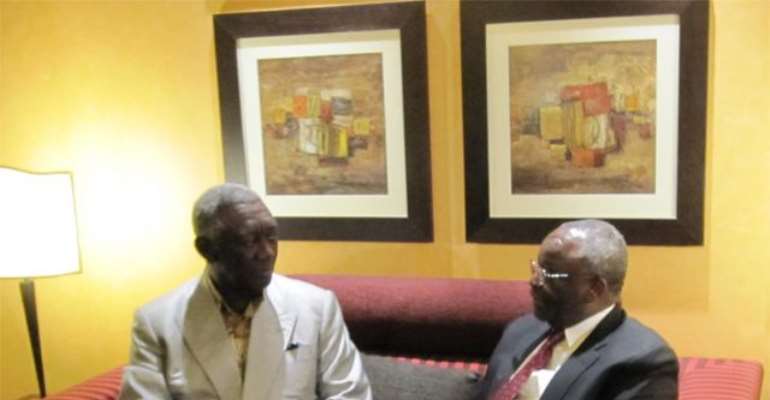 Ghanaian President John Kufuor meets with UNAMID JSR Gambari