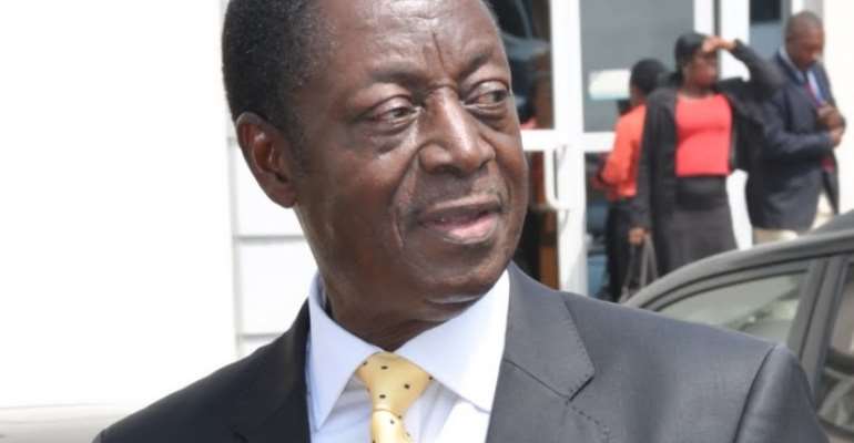 Dr Kwabena Duffour