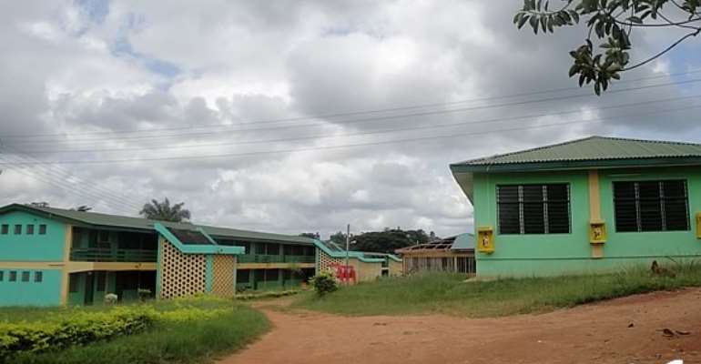 Nkawkaw SHS to hold classes under trees due to inadequate infrastructure