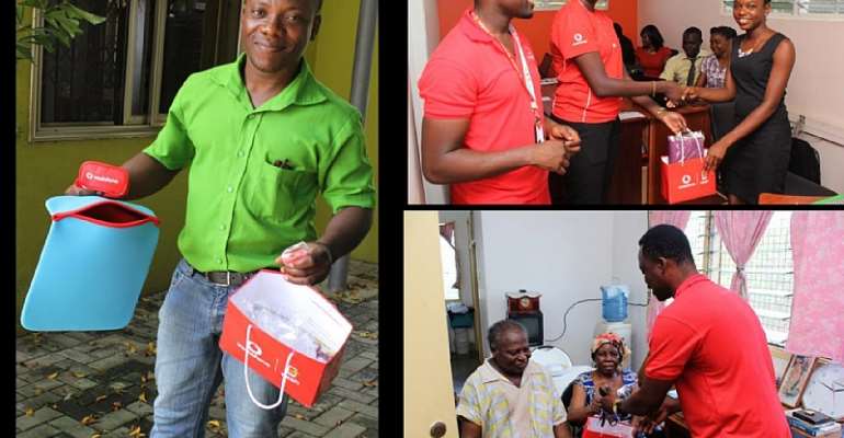 Vodafone Ghana’s Senior Management Surprise Loyal Customers During ‘5 Days Of Care’