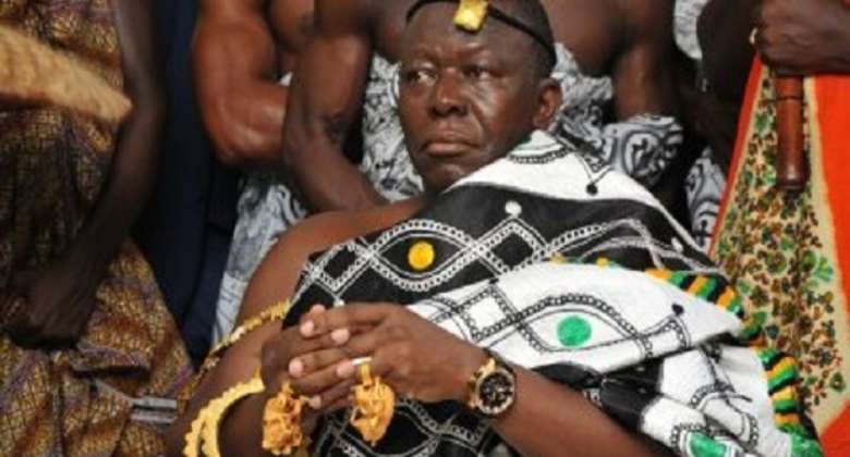 [Video] 'I will come to Accra report you to Akufo-Addo' — Otumfuo angry with Ghana Gas over dumsor in Ashanti Region