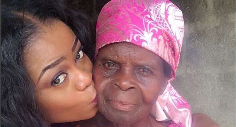 Nollywood Actress, Didi Ekanem Finally Lays Mother to Rest