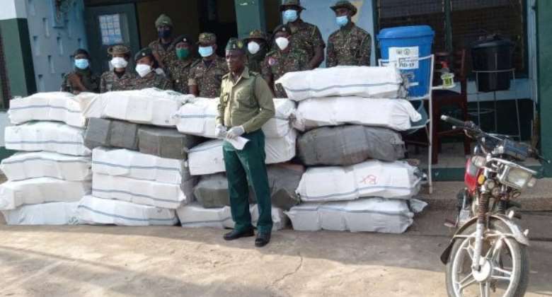 Immigration Service intercepts 1,490 parcels of 'wee' at Nyive border