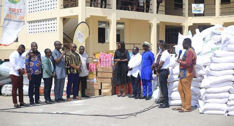 Media General, Eli Beach Resort present relief items to tidal waves victims