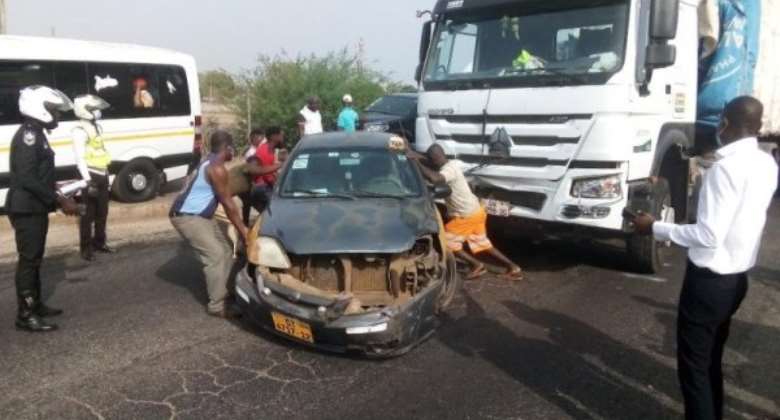 Five die in accident on Techiman –Tuobodom highway