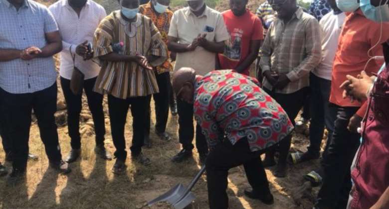 VR: Minister breaks ground for construction of rice mill in Central Tongu