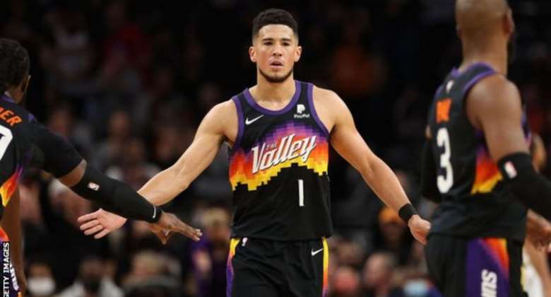The Suns took victory despite injury to star shooting guard Devin Booker
