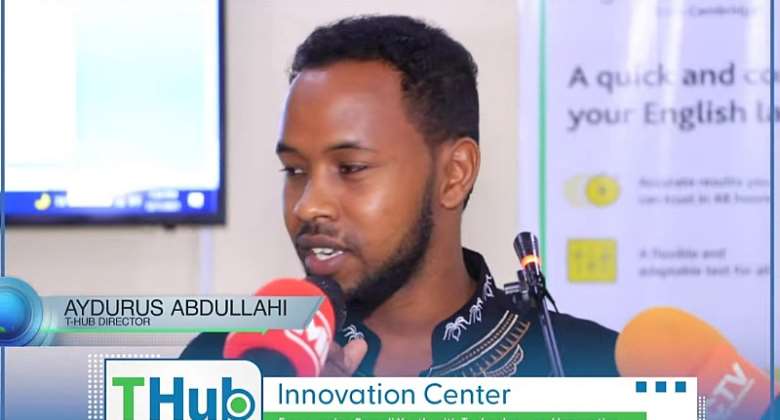 Aiderus Abdullahi, CEO of T-hub speaking at Digital.marketing workshop in Garoowe, Somalia