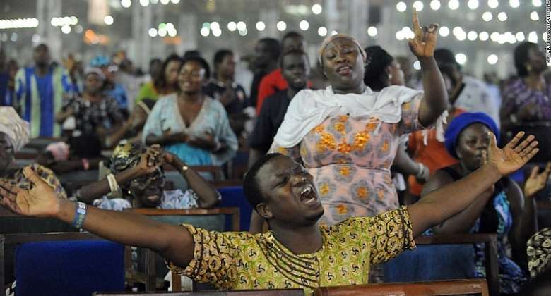 [Video] Blows in church after seven members get sacked from Assemblies of God at Kwadaso