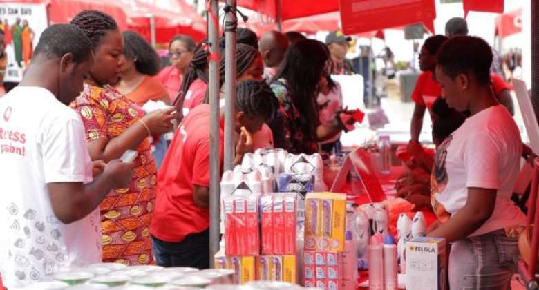 Vodafone Cash pre-Xmas bazaar excites customers